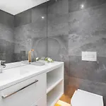 Apartman Whome The Boulevard Prime Location With Ac & Elevator Lisboa
