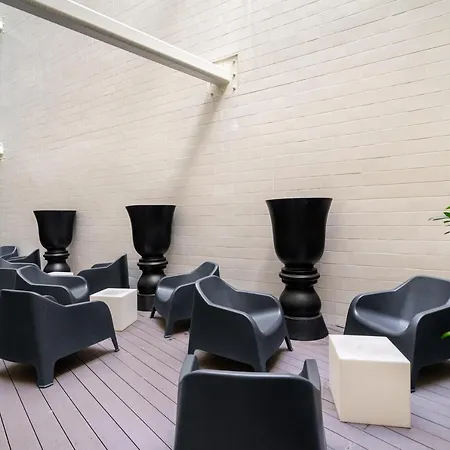 Апартаменти Whome The Boulevard Prime Location With Ac & Elevator Лісабон