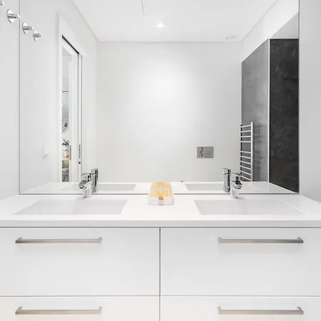 아파트 Whome The Boulevard Prime Location With Ac & Elevator *